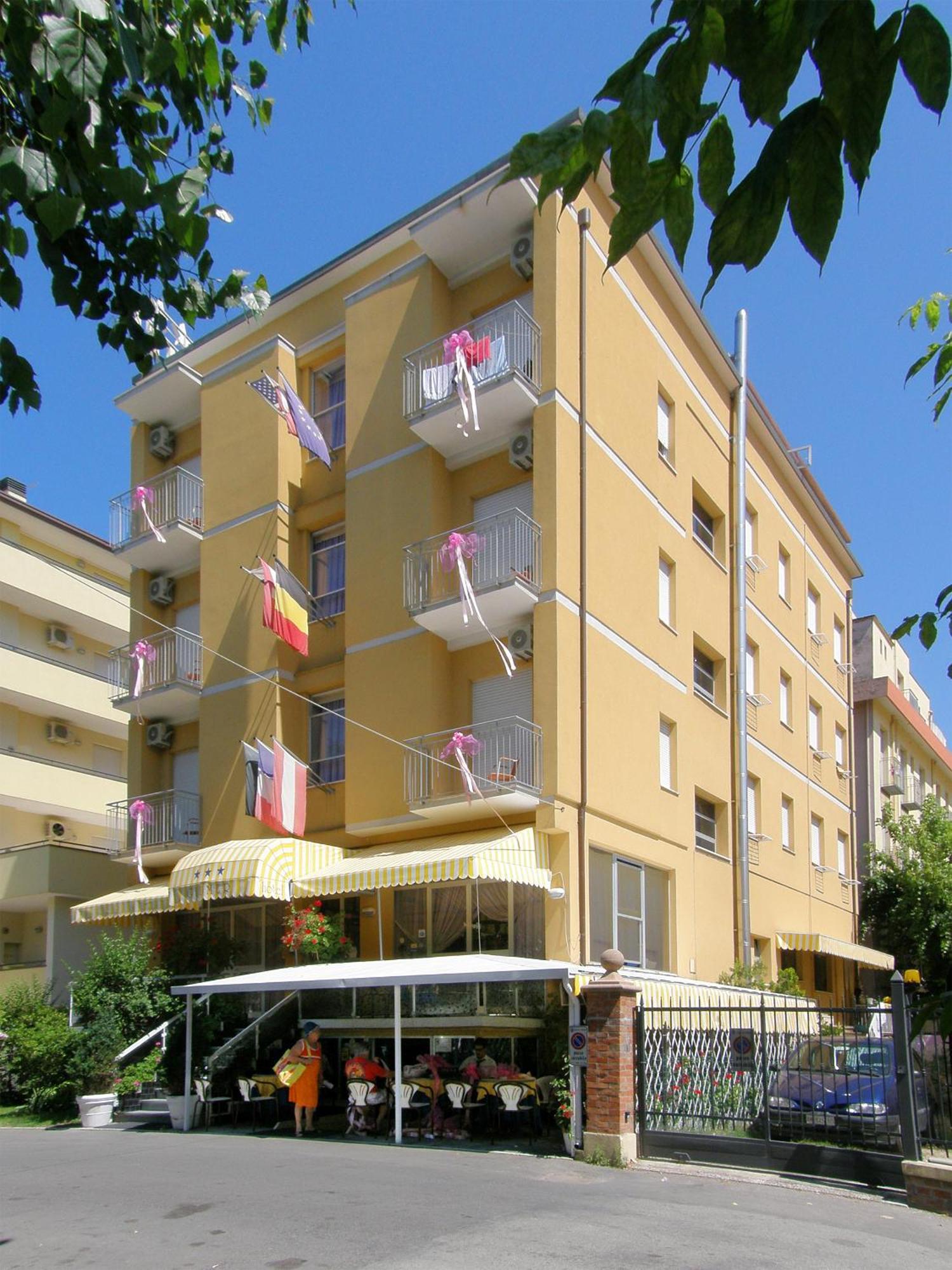 Hotel Giumer Римини Экстерьер фото